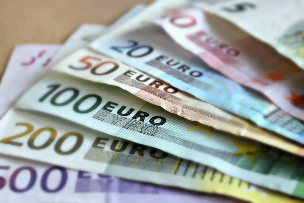 Cash budget for Port Barton travel expenses and island hopping tours in