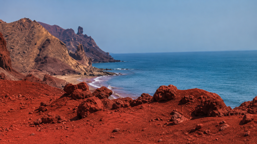 the red hormuz beach