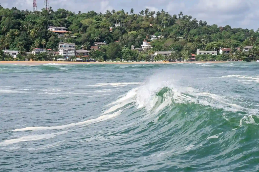 Waves at Unawatuna Beach.